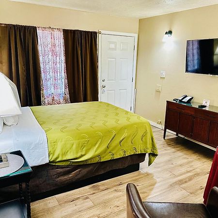 Sage N Sand Motel Мозес-Лейк Экстерьер фото