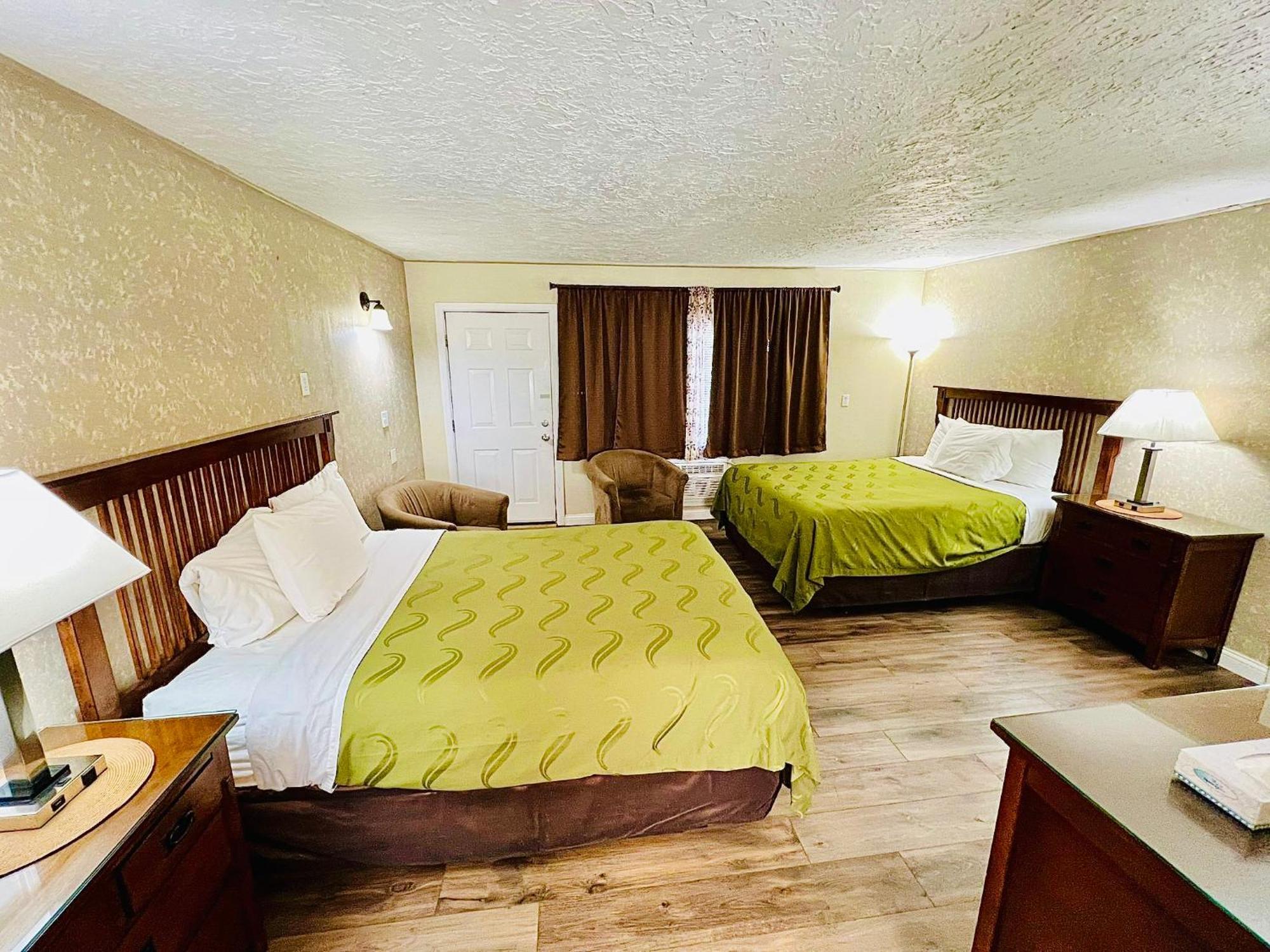 Sage N Sand Motel Мозес-Лейк Экстерьер фото